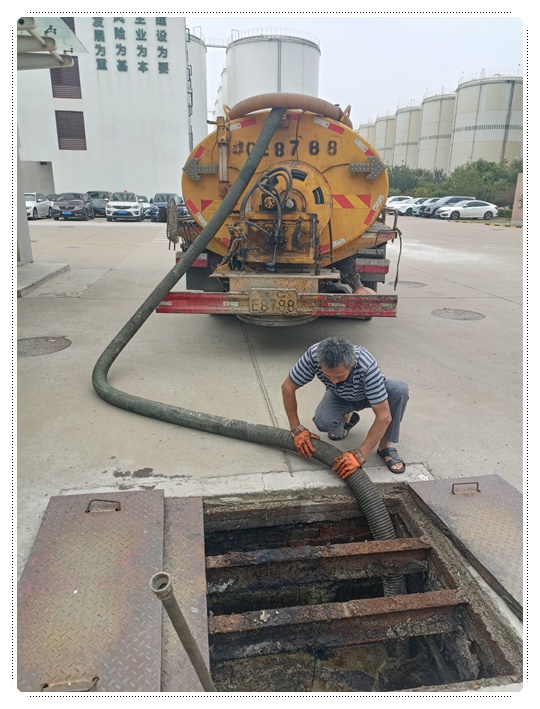 吉木乃隔油池清掏